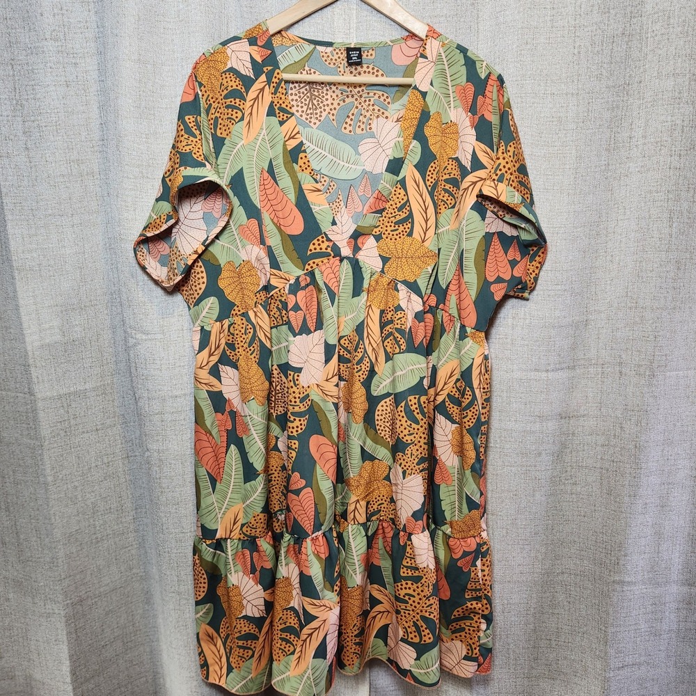 Shein Curve Floral Baby Doll Dress Women's Plus 2XL Multicolor Plunge Neck Short